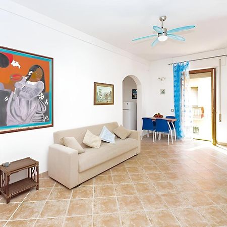 Splendido Appartamento In Pieno Centro Dell'Isola La Maddalena  Esterno foto